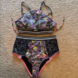 Victoria's Secret embroidery Black floral Swimwear Small top Medium Bottom